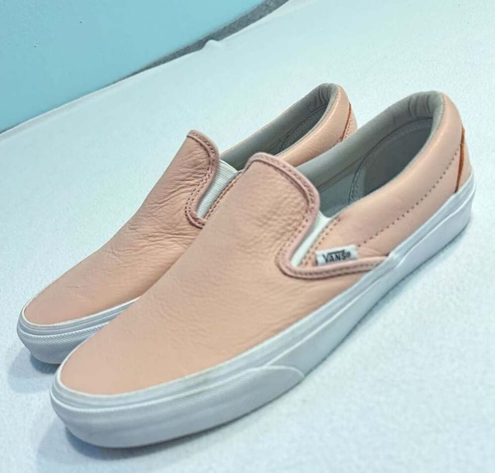 Vans Classic Slip-On Women’s Size 9 Pink Leather Sneakers Casual Skate Shoes